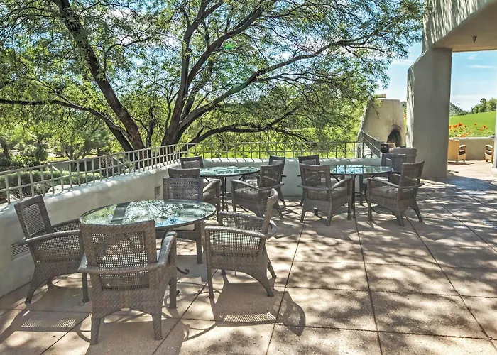 Starr Pass Golf Suites